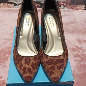 comfort plus by Predictions Women's Leopard Print Shoes